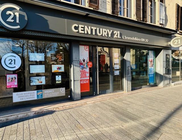 l'équipe de l'agence L'Immobilière RN 20