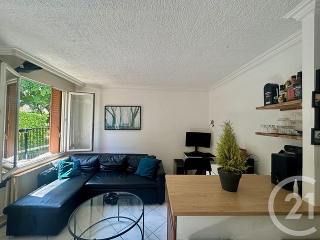 Appartement F3 à vendre - 3 pièces - 51.98 m2 - CHEVILLY LARUE - 94 - ILE-DE-FRANCE - Century 21 L'Immobilière Rn 20