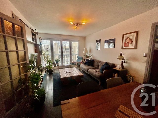 Appartement F2 à vendre - 2 pièces - 46.02 m2 - L HAY LES ROSES - 94 - ILE-DE-FRANCE - Century 21 L'Immobilière Rn 20