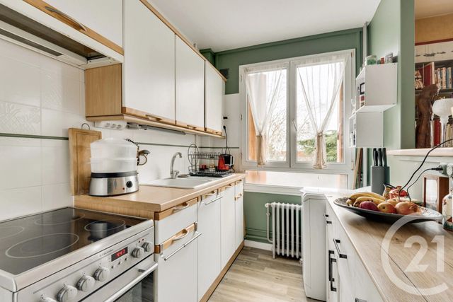 Appartement F3 à vendre - 3 pièces - 52.53 m2 - CHEVILLY LARUE - 94 - ILE-DE-FRANCE - Century 21 L'Immobilière Rn 20