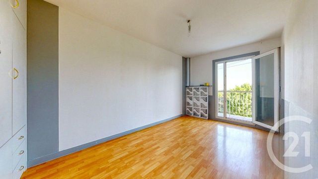 Appartement F4 à vendre - 4 pièces - 75.31 m2 - THIAIS - 94 - ILE-DE-FRANCE - Century 21 L'Immobilière Rn 20