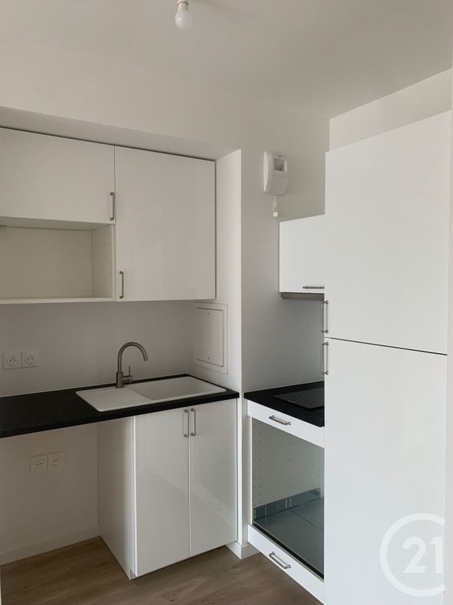 Appartement F1 à vendre - 2 pièces - 41.45 m2 - CHEVILLY LARUE - 94 - ILE-DE-FRANCE - Century 21 L'Immobilière Rn 20