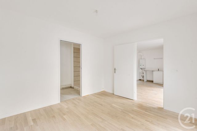 Afficher la photo en grand Appartement F2 à vendre - 2 pièces - 42.4 m2 - CHEVILLY LARUE - 94 - ILE-DE-FRANCE - Century 21 L'Immobilière Rn 20