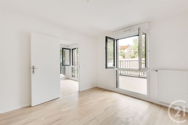 Afficher la photo en grand Appartement F2 à vendre - 2 pièces - 42.4 m2 - CHEVILLY LARUE - 94 - ILE-DE-FRANCE - Century 21 L'Immobilière Rn 20