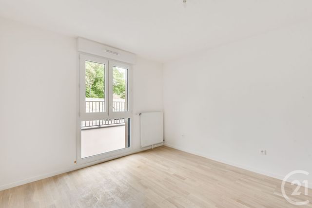 Afficher la photo en grand Appartement F2 à vendre - 2 pièces - 42.4 m2 - CHEVILLY LARUE - 94 - ILE-DE-FRANCE - Century 21 L'Immobilière Rn 20