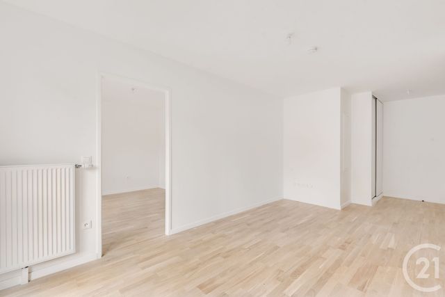 Afficher la photo en grand Appartement F2 à vendre - 2 pièces - 42.4 m2 - CHEVILLY LARUE - 94 - ILE-DE-FRANCE - Century 21 L'Immobilière Rn 20