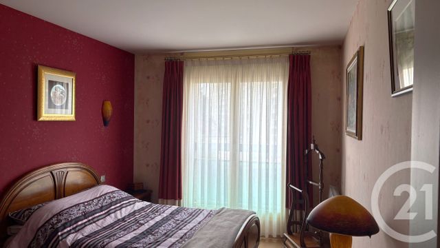 Appartement F3 à vendre - 3 pièces - 70.8 m2 - L HAY LES ROSES - 94 - ILE-DE-FRANCE - Century 21 L'Immobilière Rn 20