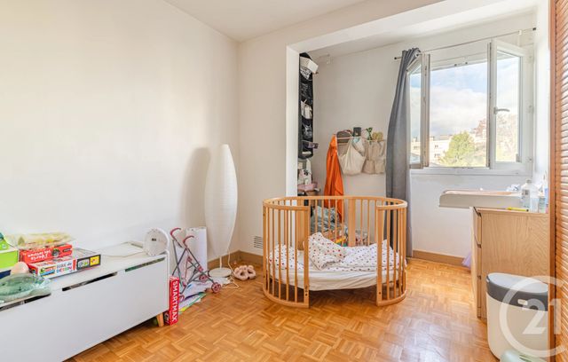 Appartement F3 à vendre - 3 pièces - 64.6 m2 - CHEVILLY LARUE - 94 - ILE-DE-FRANCE - Century 21 L'Immobilière Rn 20