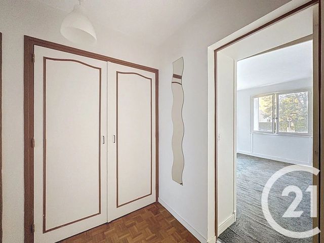Appartement F2 à vendre - 2 pièces - 47.52 m2 - L HAY LES ROSES - 94 - ILE-DE-FRANCE - Century 21 L'Immobilière Rn 20