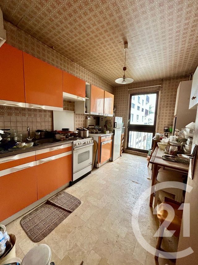 Appartement F3 à vendre - 3 pièces - 69.48 m2 - L HAY LES ROSES - 94 - ILE-DE-FRANCE - Century 21 L'Immobilière Rn 20