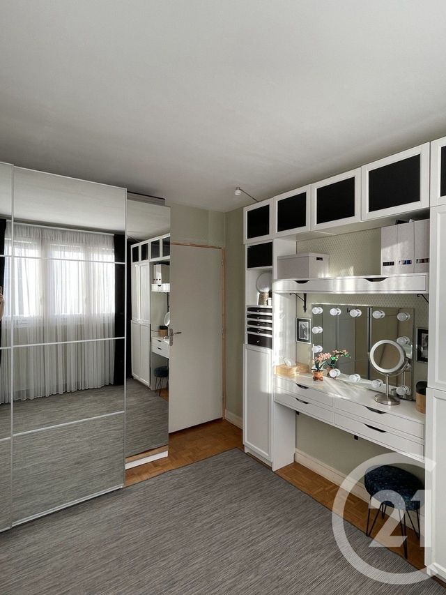 Appartement F3 à vendre - 3 pièces - 56.75 m2 - L HAY LES ROSES - 94 - ILE-DE-FRANCE - Century 21 L'Immobilière Rn 20