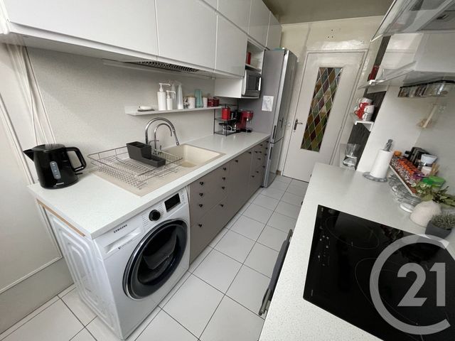 Appartement F3 à vendre - 3 pièces - 56.75 m2 - L HAY LES ROSES - 94 - ILE-DE-FRANCE - Century 21 L'Immobilière Rn 20