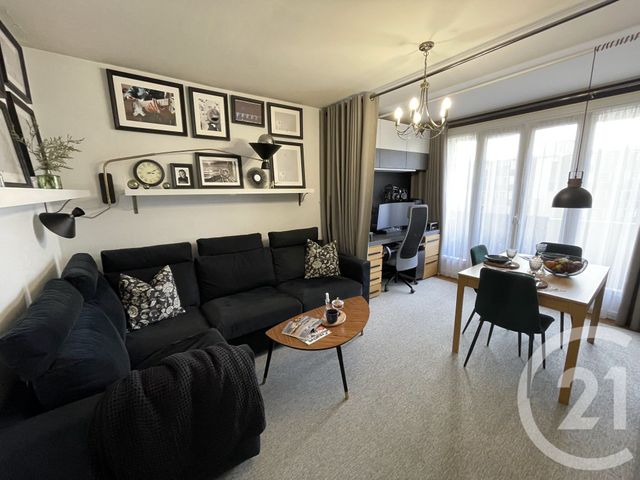 Appartement F3 à vendre - 3 pièces - 56.75 m2 - L HAY LES ROSES - 94 - ILE-DE-FRANCE - Century 21 L'Immobilière Rn 20