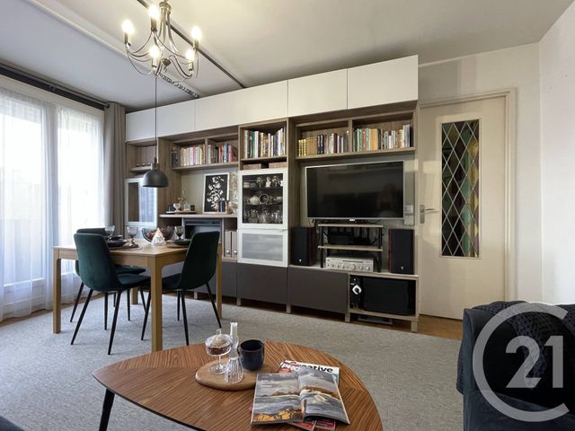 Appartement F3 à vendre - 3 pièces - 56.75 m2 - L HAY LES ROSES - 94 - ILE-DE-FRANCE - Century 21 L'Immobilière Rn 20