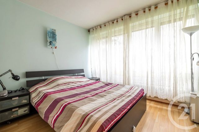 Appartement F3 à vendre - 3 pièces - 66.6 m2 - CHEVILLY LARUE - 94 - ILE-DE-FRANCE - Century 21 L'Immobilière Rn 20