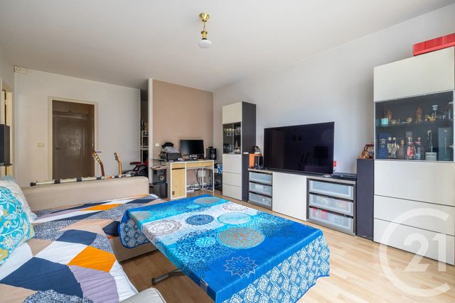 Appartement F3 à vendre - 3 pièces - 66.6 m2 - CHEVILLY LARUE - 94 - ILE-DE-FRANCE - Century 21 L'Immobilière Rn 20