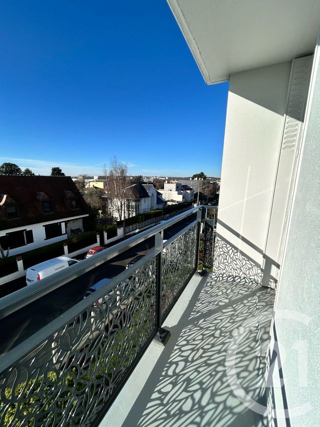 Appartement F4 à vendre - 4 pièces - 62.34 m2 - L HAY LES ROSES - 94 - ILE-DE-FRANCE - Century 21 L'Immobilière Rn 20