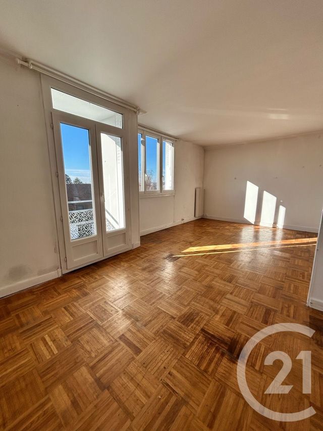Appartement F4 à vendre - 4 pièces - 62.34 m2 - L HAY LES ROSES - 94 - ILE-DE-FRANCE - Century 21 L'Immobilière Rn 20