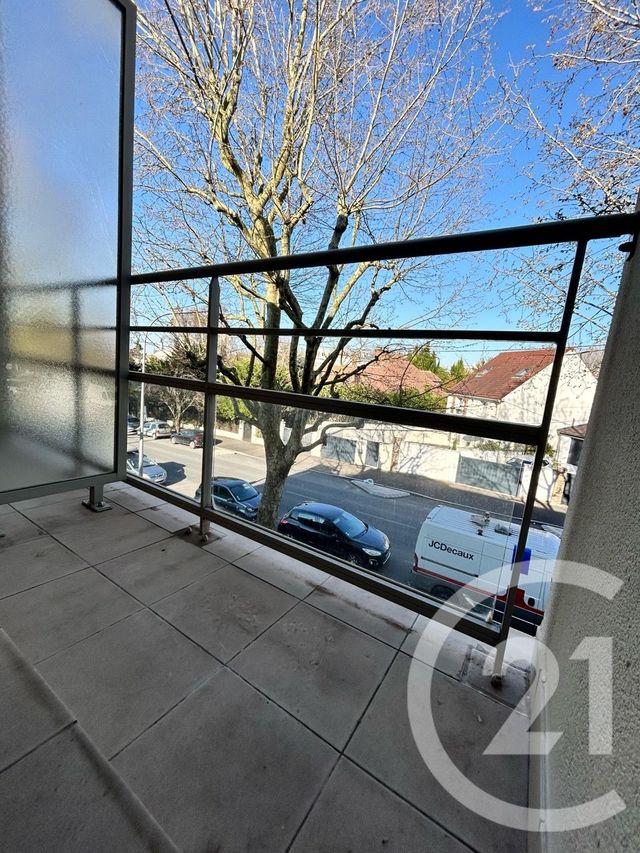 Appartement F2 à vendre - 2 pièces - 51.4 m2 - L HAY LES ROSES - 94 - ILE-DE-FRANCE - Century 21 L'Immobilière Rn 20