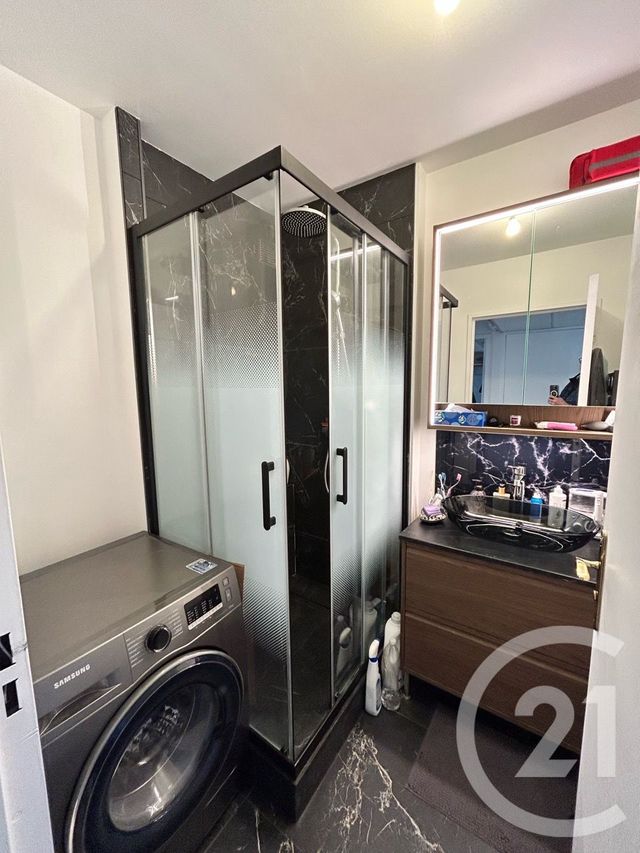 Appartement F2 à vendre - 2 pièces - 51.4 m2 - L HAY LES ROSES - 94 - ILE-DE-FRANCE - Century 21 L'Immobilière Rn 20