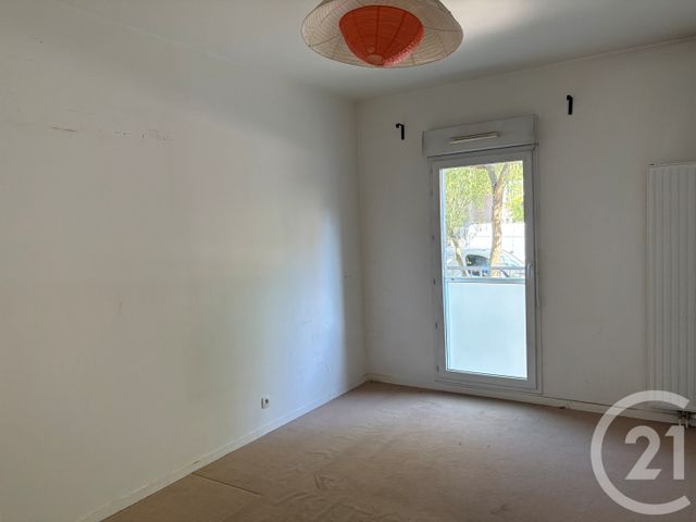 Appartement F4 à vendre - 4 pièces - 72.75 m2 - L HAY LES ROSES - 94 - ILE-DE-FRANCE - Century 21 L'Immobilière Rn 20
