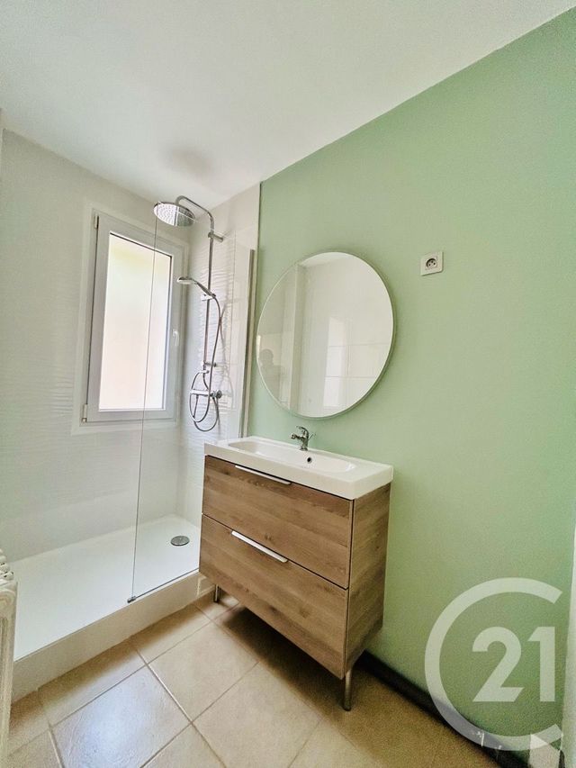 Appartement F3 à louer - 3 pièces - 55.19 m2 - L HAY LES ROSES - 94 - ILE-DE-FRANCE - Century 21 L'Immobilière Rn 20