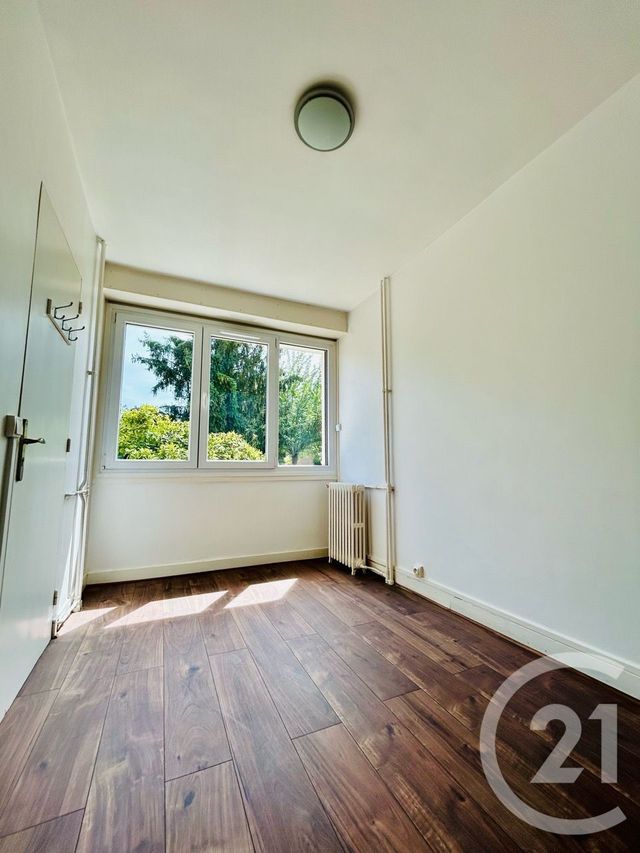 Appartement F3 à louer - 3 pièces - 55.19 m2 - L HAY LES ROSES - 94 - ILE-DE-FRANCE - Century 21 L'Immobilière Rn 20