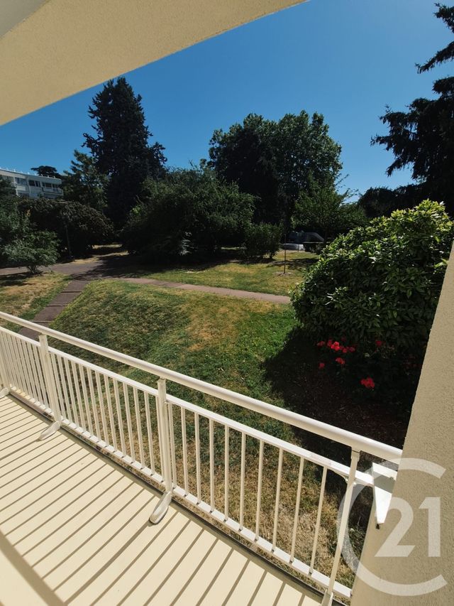 Appartement F3 à louer - 3 pièces - 55.19 m2 - L HAY LES ROSES - 94 - ILE-DE-FRANCE - Century 21 L'Immobilière Rn 20