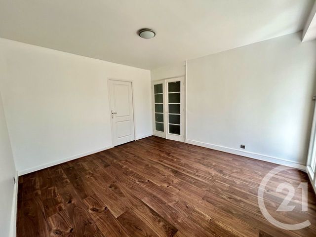 Appartement F3 à louer - 3 pièces - 55.19 m2 - L HAY LES ROSES - 94 - ILE-DE-FRANCE - Century 21 L'Immobilière Rn 20