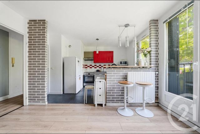 Appartement F1 à vendre - 1 pièce - 32.51 m2 - CHEVILLY LARUE - 94 - ILE-DE-FRANCE - Century 21 L'Immobilière Rn 20