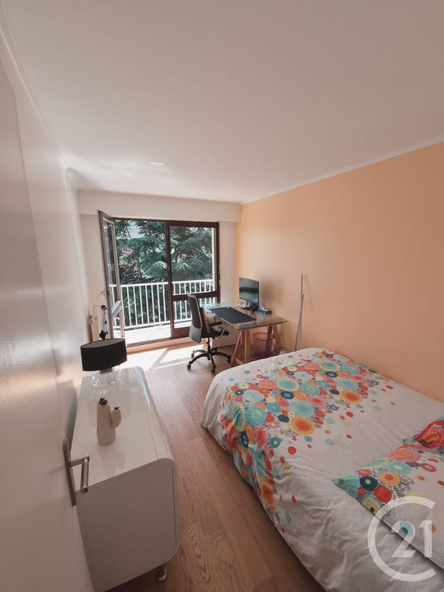 Appartement F5 à vendre - 5 pièces - 85.51 m2 - L HAY LES ROSES - 94 - ILE-DE-FRANCE - Century 21 L'Immobilière Rn 20