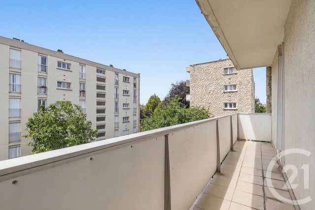 Appartement F3 à vendre - 3 pièces - 57.41 m2 - CHEVILLY LARUE - 94 - ILE-DE-FRANCE - Century 21 L'Immobilière Rn 20