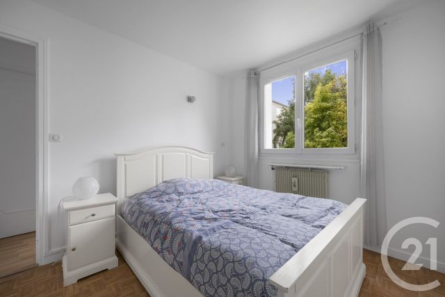 Appartement F3 à vendre - 3 pièces - 72.03 m2 - L HAY LES ROSES - 94 - ILE-DE-FRANCE - Century 21 L'Immobilière Rn 20