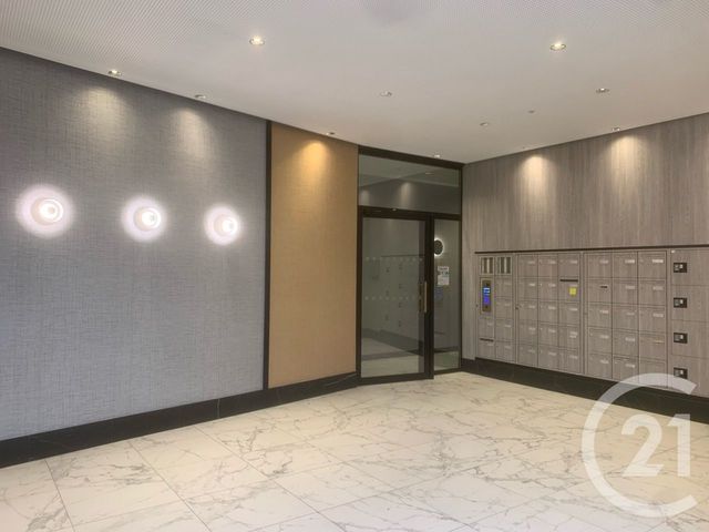 Appartement F2 à louer - 2 pièces - 46.25 m2 - L HAY LES ROSES - 94 - ILE-DE-FRANCE - Century 21 L'Immobilière Rn 20
