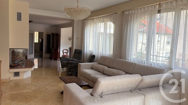 maison à louer - 1 pièce - 9.41 m2 - CHEVILLY LARUE - 94 - ILE-DE-FRANCE - Century 21 L'Immobilière Rn 20