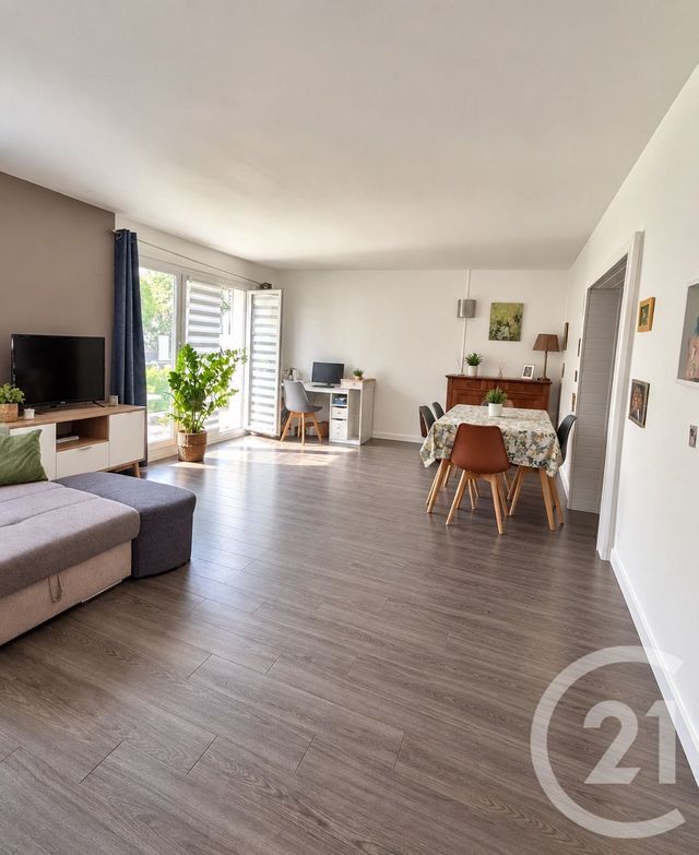Appartement F6 à vendre L HAY LES ROSES