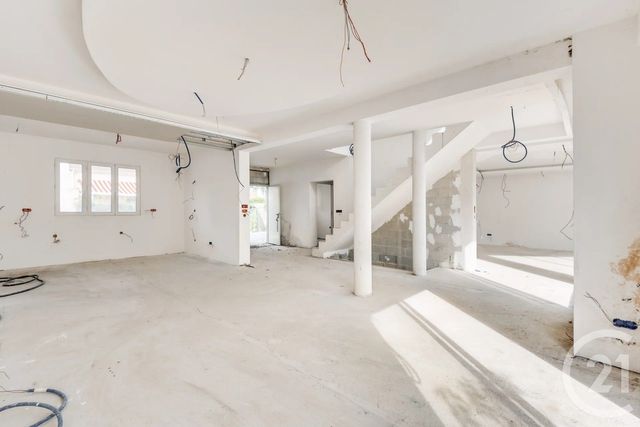 maison à vendre - 7 pièces - 183.87 m2 - VILLEJUIF - 94 - ILE-DE-FRANCE - Century 21 L'Immobilière Rn 20
