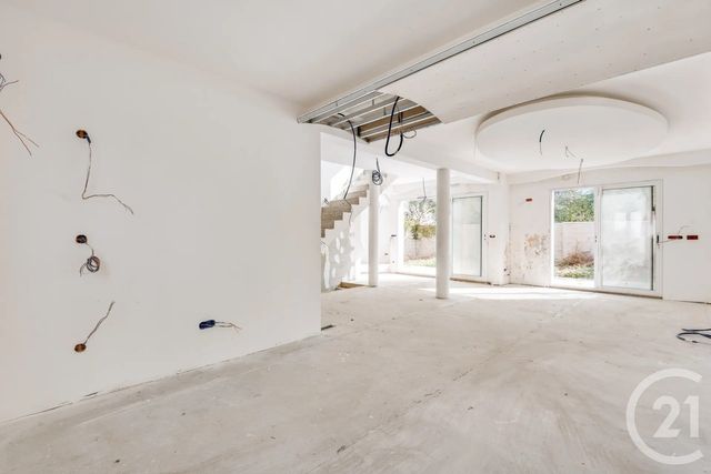 maison à vendre - 7 pièces - 183.87 m2 - VILLEJUIF - 94 - ILE-DE-FRANCE - Century 21 L'Immobilière Rn 20